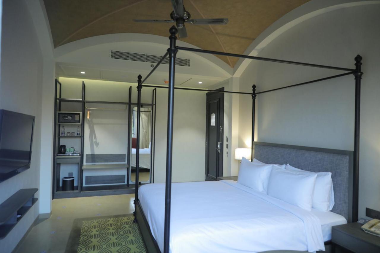Radisson Resort & Spa Kandla Gandhidham Luaran gambar