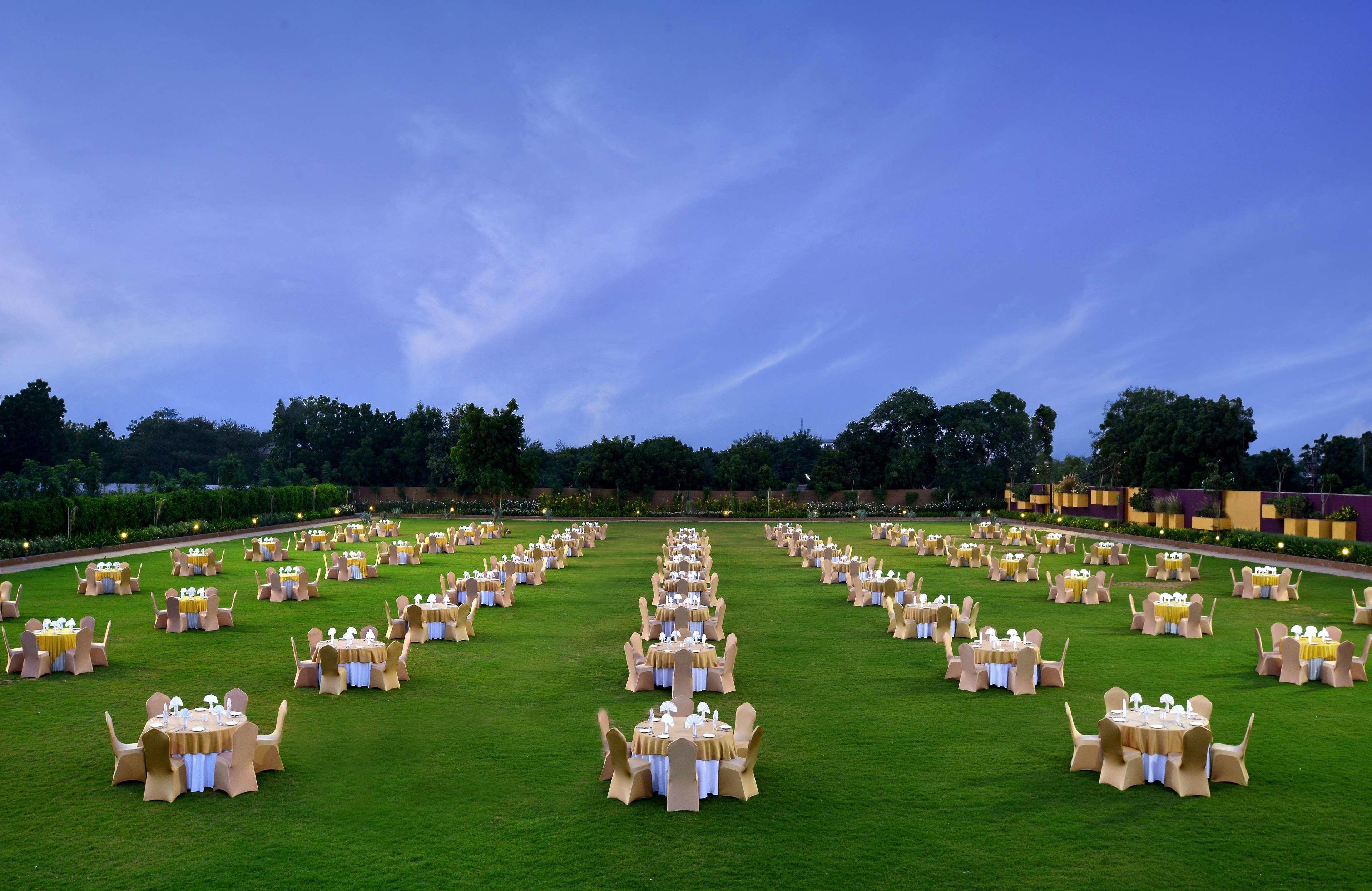 Radisson Resort & Spa Kandla Gandhidham Luaran gambar