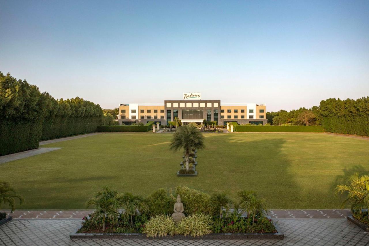Radisson Resort & Spa Kandla Gandhidham Luaran gambar
