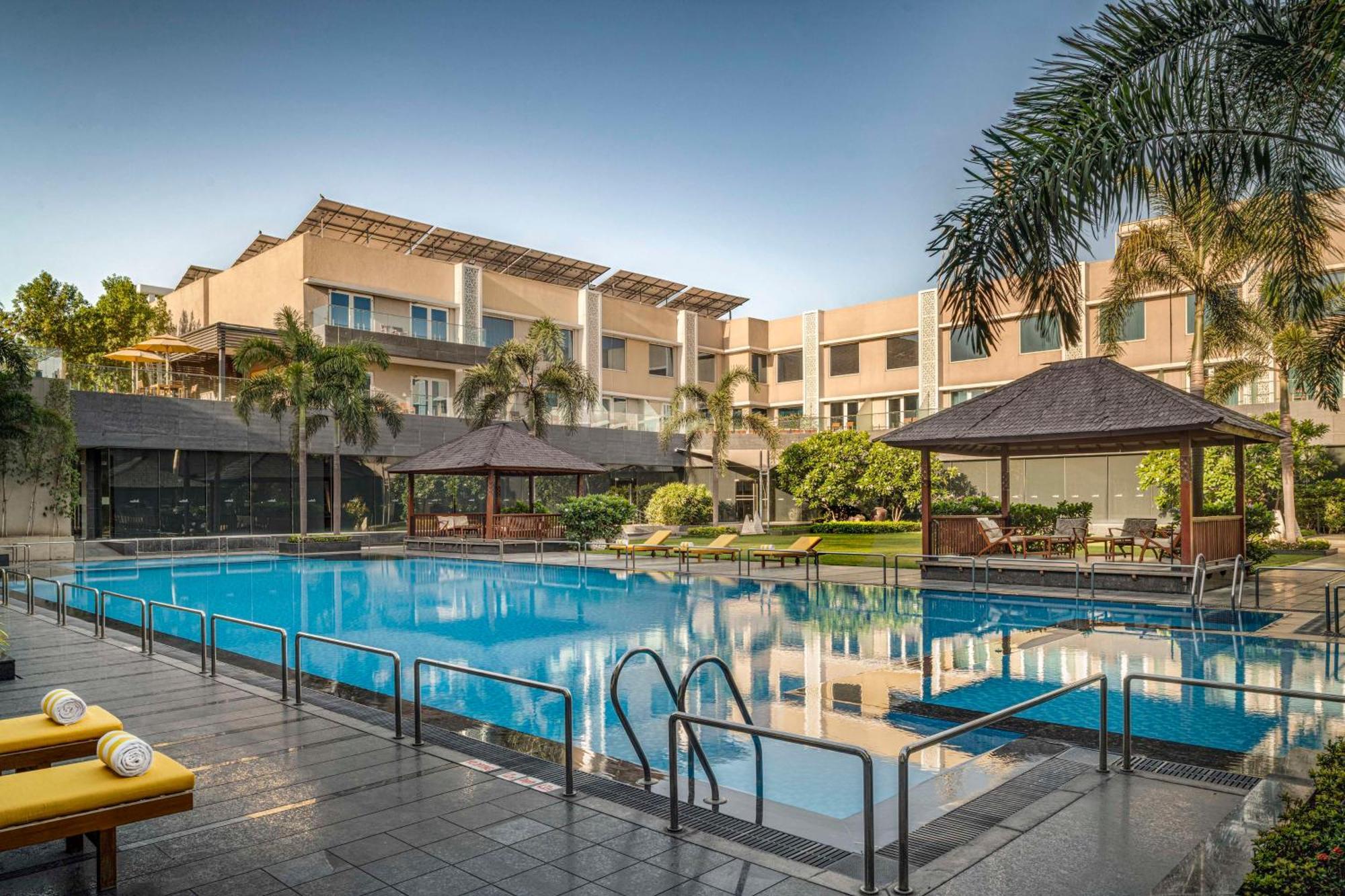Radisson Resort & Spa Kandla Gandhidham Luaran gambar